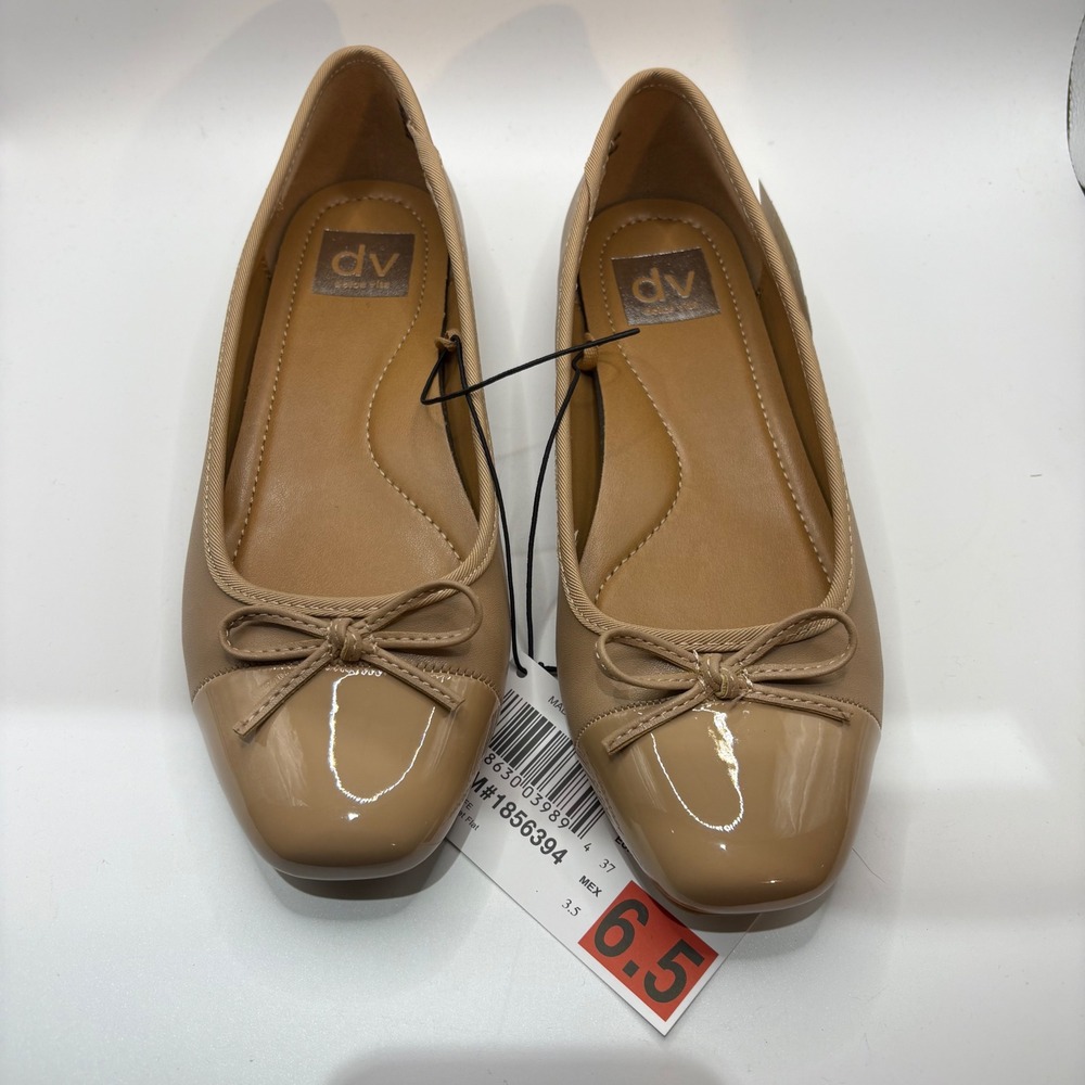 DV Dolce Vita Moxy Ballet Flat Ladies 6.5 Cafe NEW